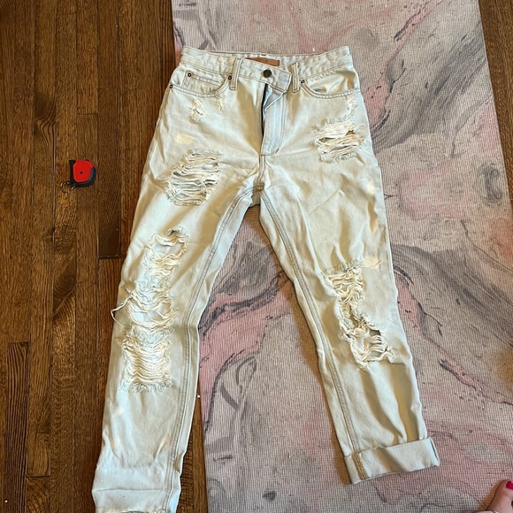 Joe’s Jeans Collector’s Edition The Debbie High Rise Straight Ankle - Picture 4 of 9